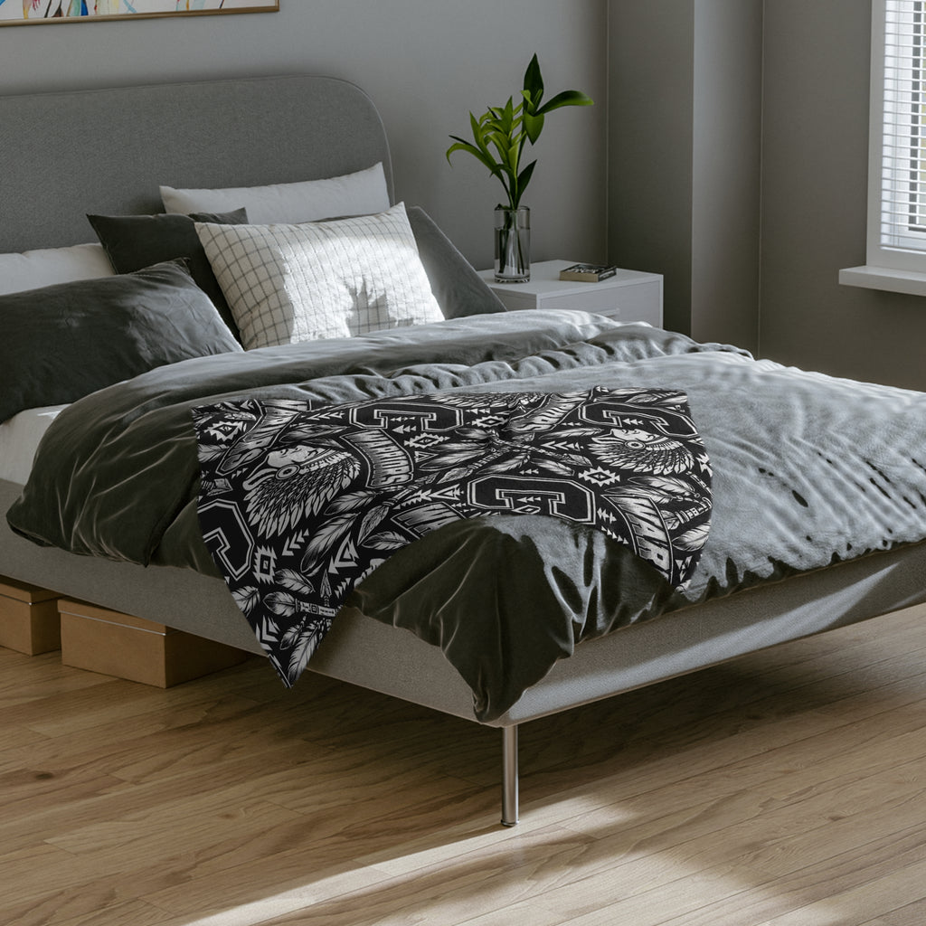Warriors Native-Inspired Black and White Velveteen Microfiber Blanket
