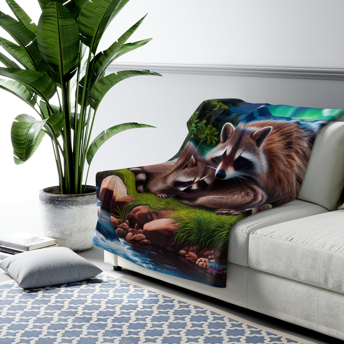 Raccoon Mama & Baby Sherpa Blanket – Cozy Fleece Throw with Northern Lights