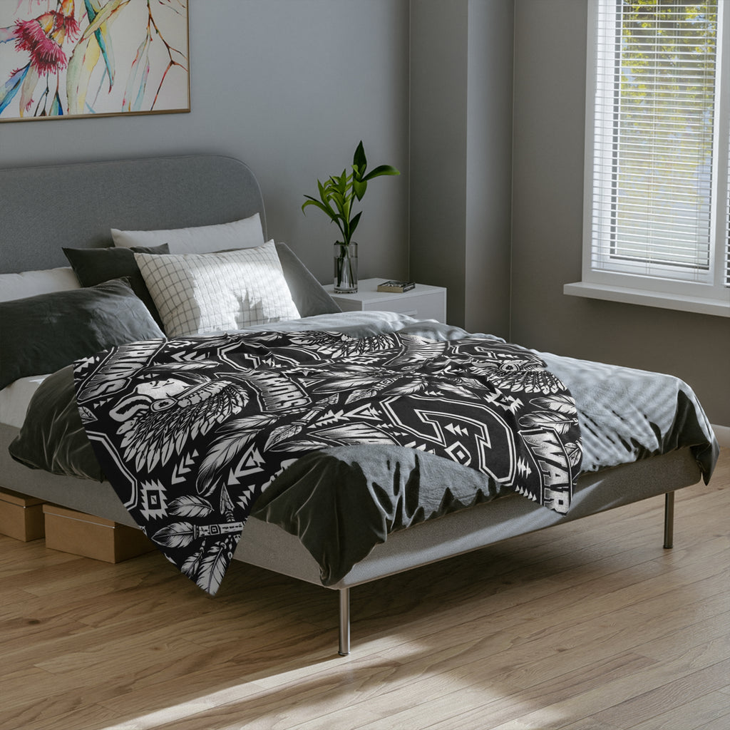 Warriors Native-Inspired Black and White Velveteen Microfiber Blanket
