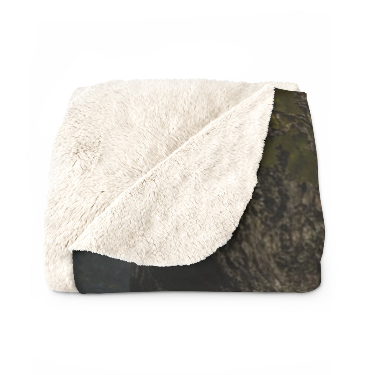 Hunter and Hound Sherpa Blanket — Camouflage Outdoorsman Throw